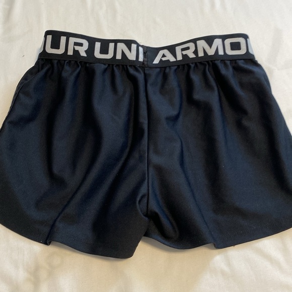 underarmour shorts - Picture 3 of 4